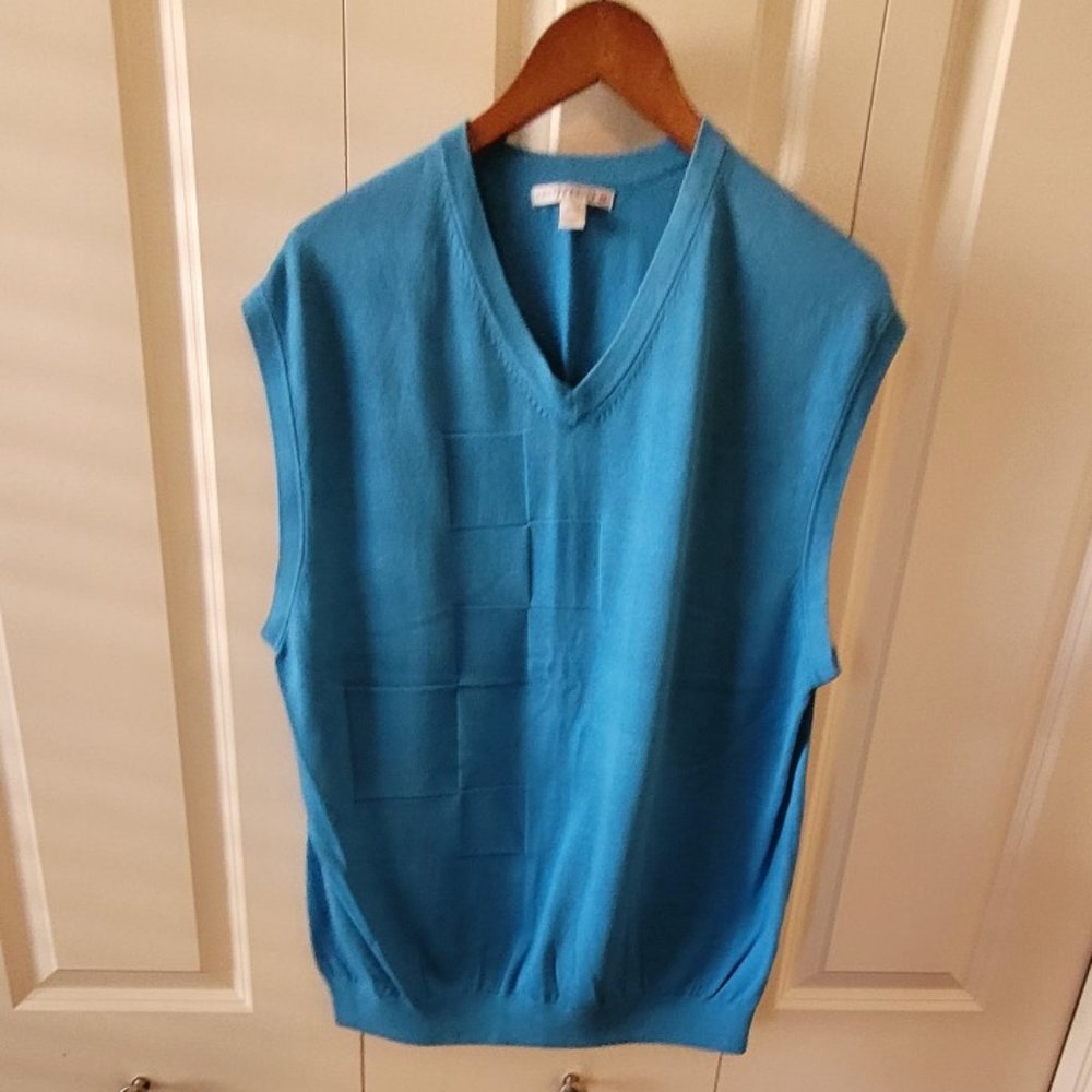 Cutter & Buck Blue Cotton V-Neck Vest.  Size XL.  EEUC.